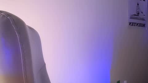  Elektra Sky  online show from February 8, 6:12 pm