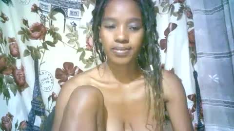 elenah013 online show from December 6, 9:54 am