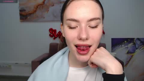 elenaoconar online show from March 10, 9:43 am