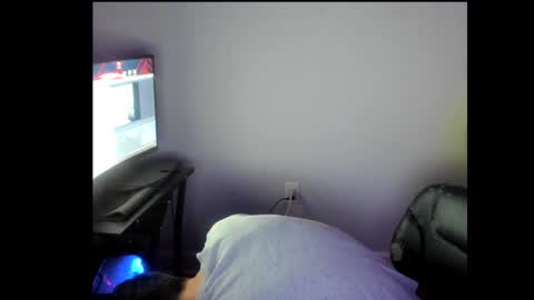 elephantrunkman online show from February 11, 4:22 am