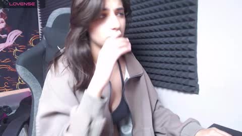 Elfy online show from November 15, 7:43 pm