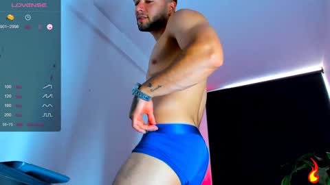 eliam_topson online show from December 18, 1:23 pm