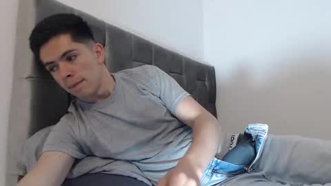 Snapshot of elian_tg chatting on September 22, 11:18 pm Elian online show from September 22, 11:18 pm