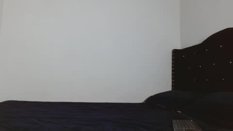 elii_sweet_ online show from September 14, 12:32 am