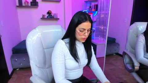 Eliie online show from February 5, 7:07 am