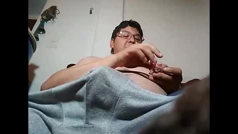 Snapshot of elimposstor chatting on January 14, 6:45 am elimposstor online show from January 14, 6:45 am