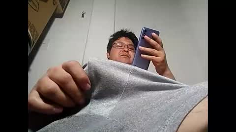 Snapshot of elimposstor chatting on February 12, 7:13 am elimposstor online show from February 12, 7:13 am