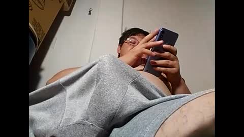 Snapshot of elimposstor chatting on February 14, 6:45 am elimposstor online show from February 14, 6:45 am