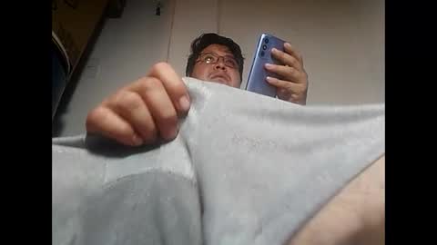 Snapshot of elimposstor chatting on February 23, 11:58 pm elimposstor online show from February 23, 11:58 pm