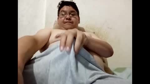 Snapshot of elimposstor chatting on October 23, 7:07 am elimposstor online show from October 23, 7:07 am