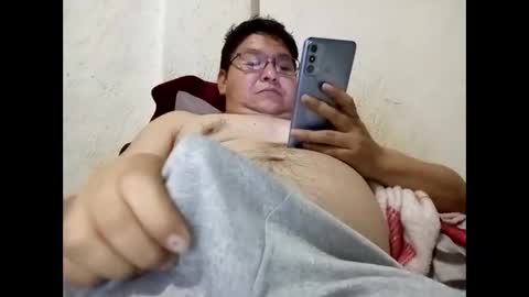 Snapshot of elimposstor chatting on November 23, 6:19 pm elimposstor online show from November 23, 6:19 pm