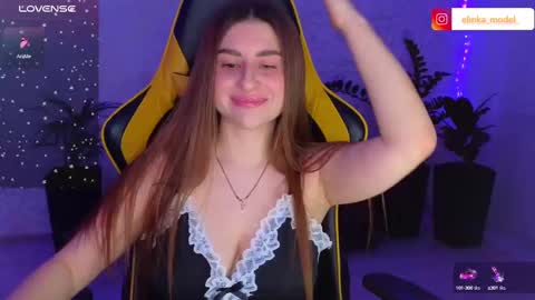 Elina online show from March 3, 8:00 pm