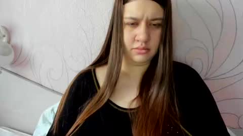 Aletta Oushen online show from February 9, 9:58 am