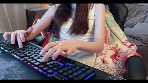 Elisa North online show from January 30, 7:29 am