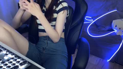 Elisa North online show from February 10, 10:31 am