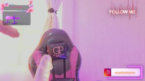 ELISE LEYTON online show from September 12, 2:50 pm