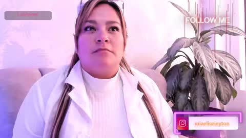 ELISE LEYTON online show from September 17, 5:03 pm