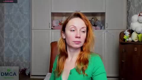 Elise online show from February 19, 6:22 am