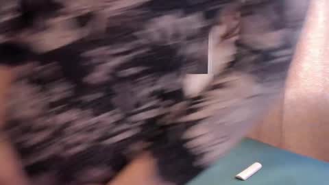 Elly online show from September 22, 7:10 am