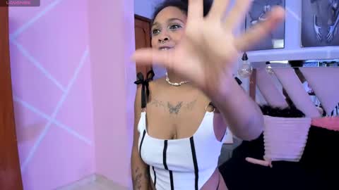 elit noa online show from February 27, 6:50 am