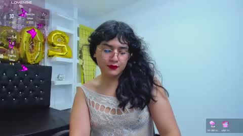 elith_berry69_ online show from March 5, 1:31 am