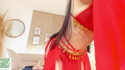 Elizabeth  online show from October 4, 1:09 pm