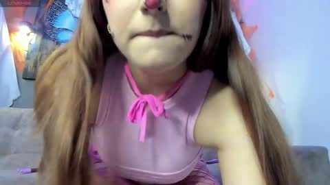 Snapshot of elizabeth_lamer chatting on October 26, 7:36 am Elizabeth Lamer online show from October 26, 7:36 am