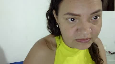 Elizabeth Martinez  online show from September 14, 3:22 pm