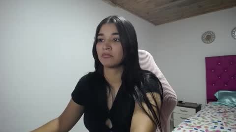 Elizabeth online show from November 18, 12:42 pm