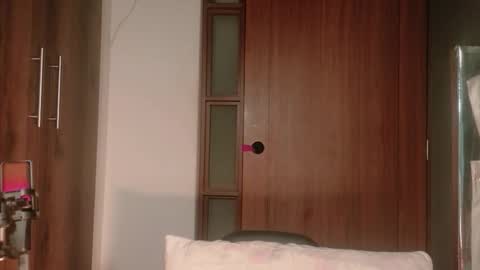 Lizzy online show from September 29, 3:50 pm