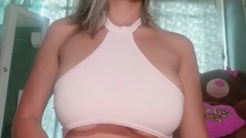 Lizzy online show from October 14, 2:18 pm