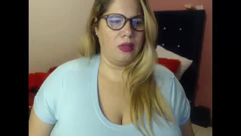 Elizabeth online show from February 8, 11:55 pm