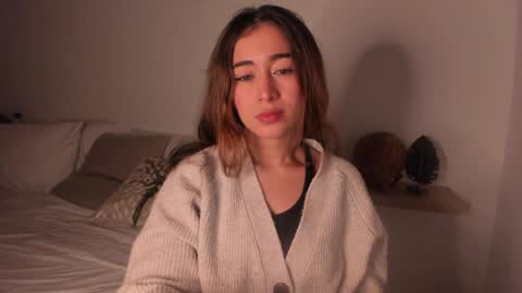 Snapshot of elizabethz chatting on February 7, 1:25 am Tuli online show from February 7, 1:25 am