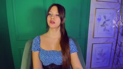 Eliza online show from December 22, 4:48 pm