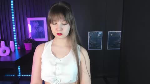 Eliza online show from March 11, 1:12 pm