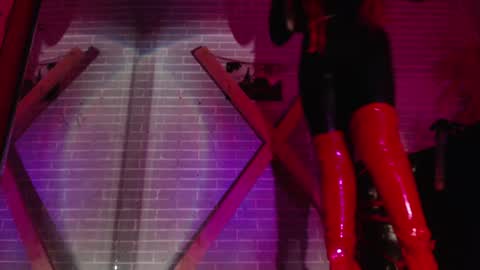   online show from January 18, 10:17 pm