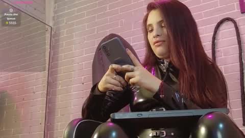   online show from September 12, 5:18 am