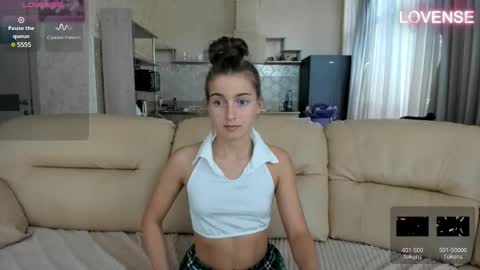 Eliz                               online show from March 4, 9:07 am