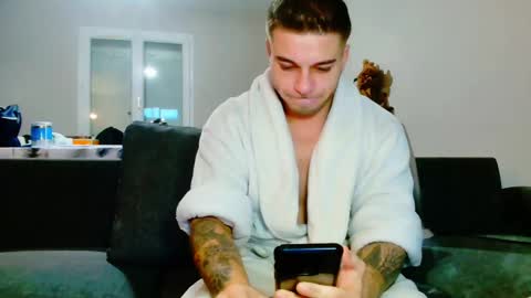 elkafit28 online show from December 16, 8:20 am