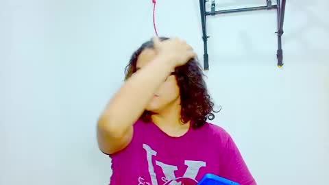 Diana online show from December 28, 1:28 pm