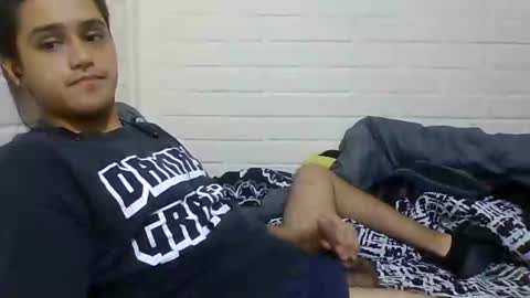 El Ray online show from November 17, 4:57 pm