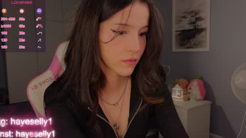 Ella NEXT STREAM 1TH DECEMBER 1200 - 0800 AM AT MOSCOW TIME online show from January 4, 9:31 pm