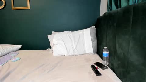 Ella online show from January 23, 7:22 am