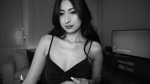 ELLA OWEN online show from January 11, 3:31 pm