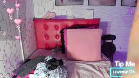 ella rouse online show from March 7, 4:33 pm