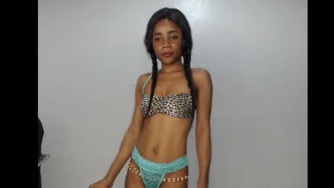 ella online show from October 19, 5:08 am