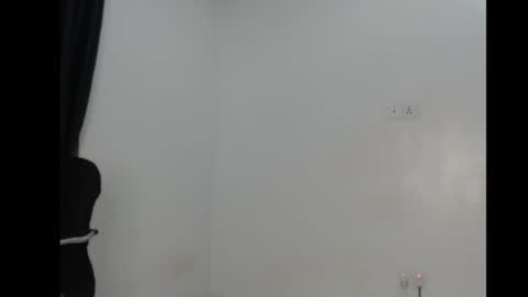 Snapshot of ellababy8 chatting on November 13, 5:28 am ella online show from November 13, 5:28 am