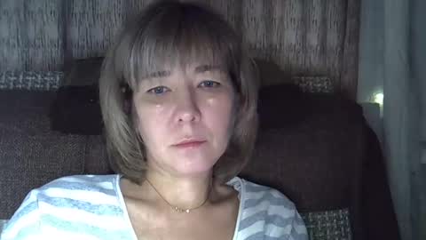 ellajohnsonx online show from December 18, 10:13 pm