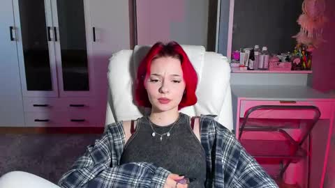 ellales online show from September 21, 7:54 am