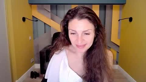 EllaLongs online show from February 16, 4:09 am